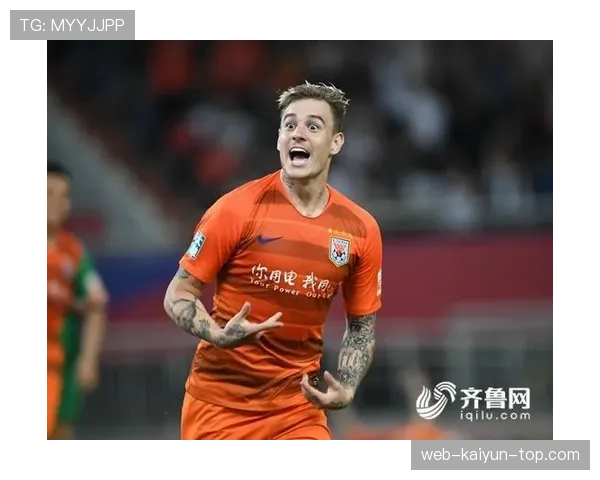 撕开防线跑位舍甫琴科在关键战比现役更高效