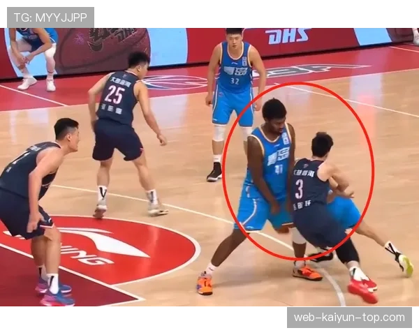 骗点行为为何不被直接判罚?规则如何界定“假摔”与合理倒地 骗点行为为何不被直接判罚?规则如何界定“假摔”与合理倒地
